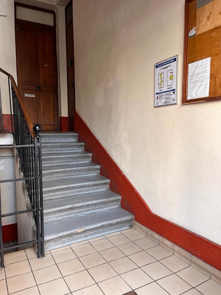 Apartament Le Pressense 2 Vénissieux Zewnętrze zdjęcie