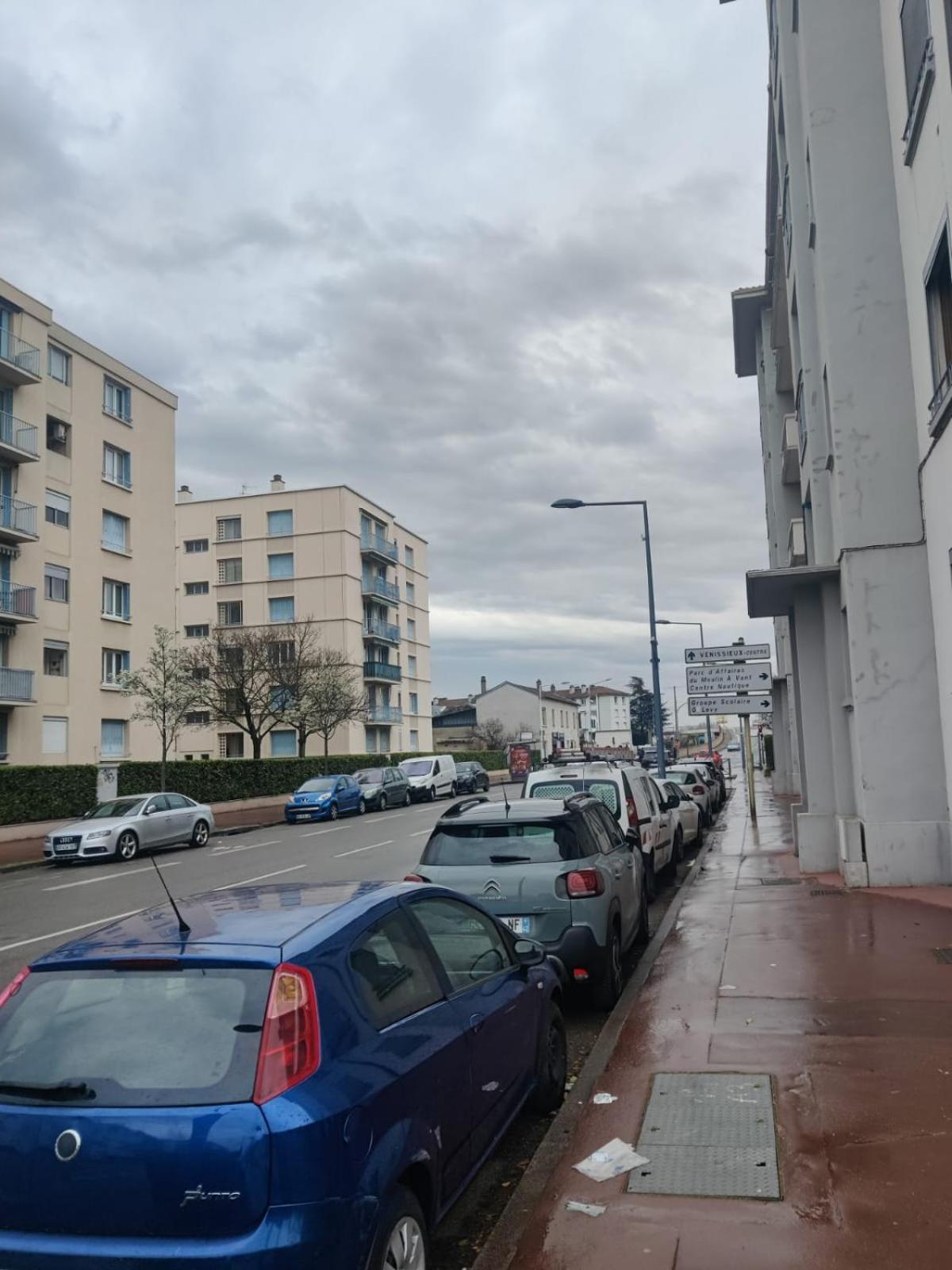 Apartament Le Pressense 2 Vénissieux Zewnętrze zdjęcie
